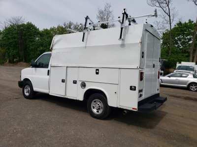 2024 Chevrolet Express Image 3