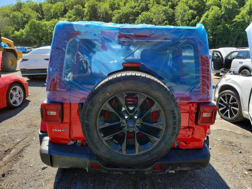 2024 Jeep Wrangler Image 4