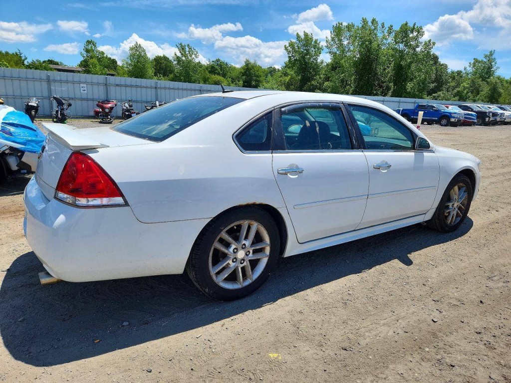 2012 Chevrolet Impala Image 4