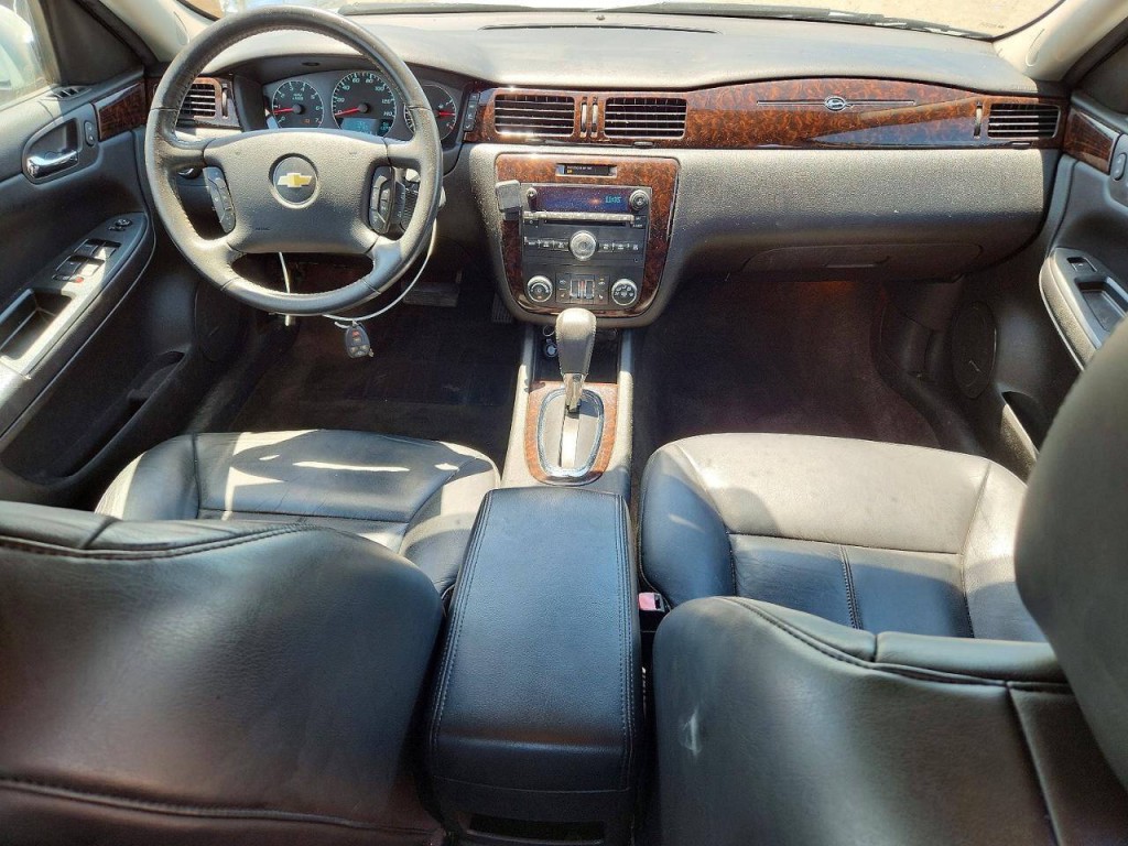 2012 Chevrolet Impala Image 7