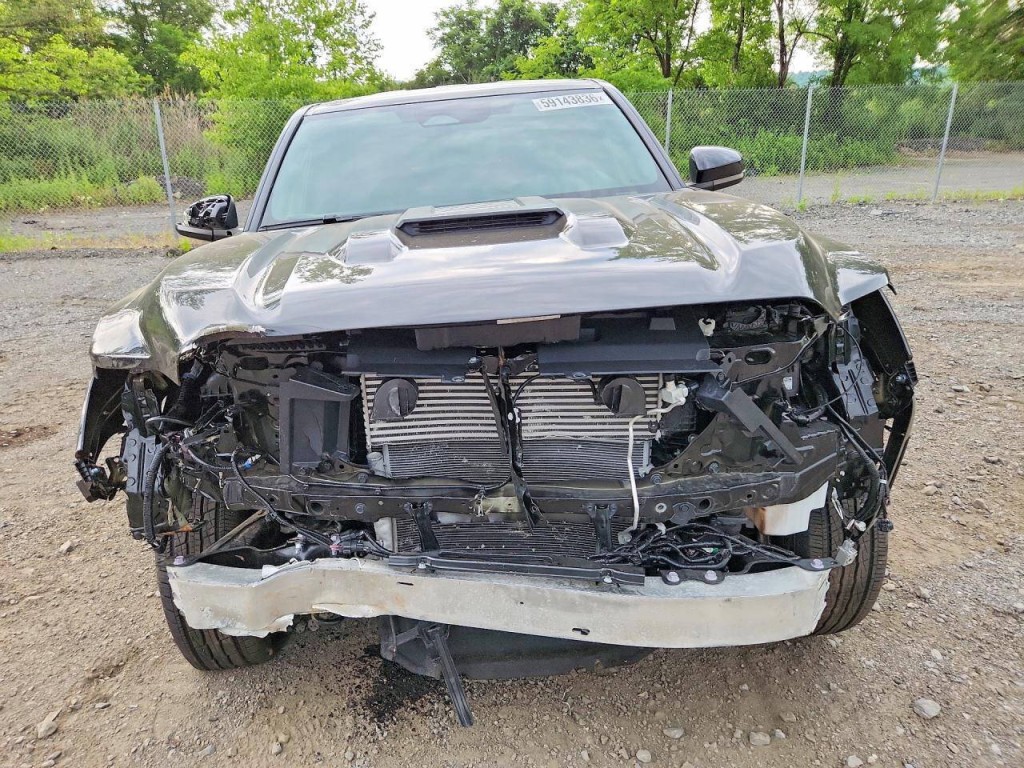 2025 Toyota Tacoma Image 2