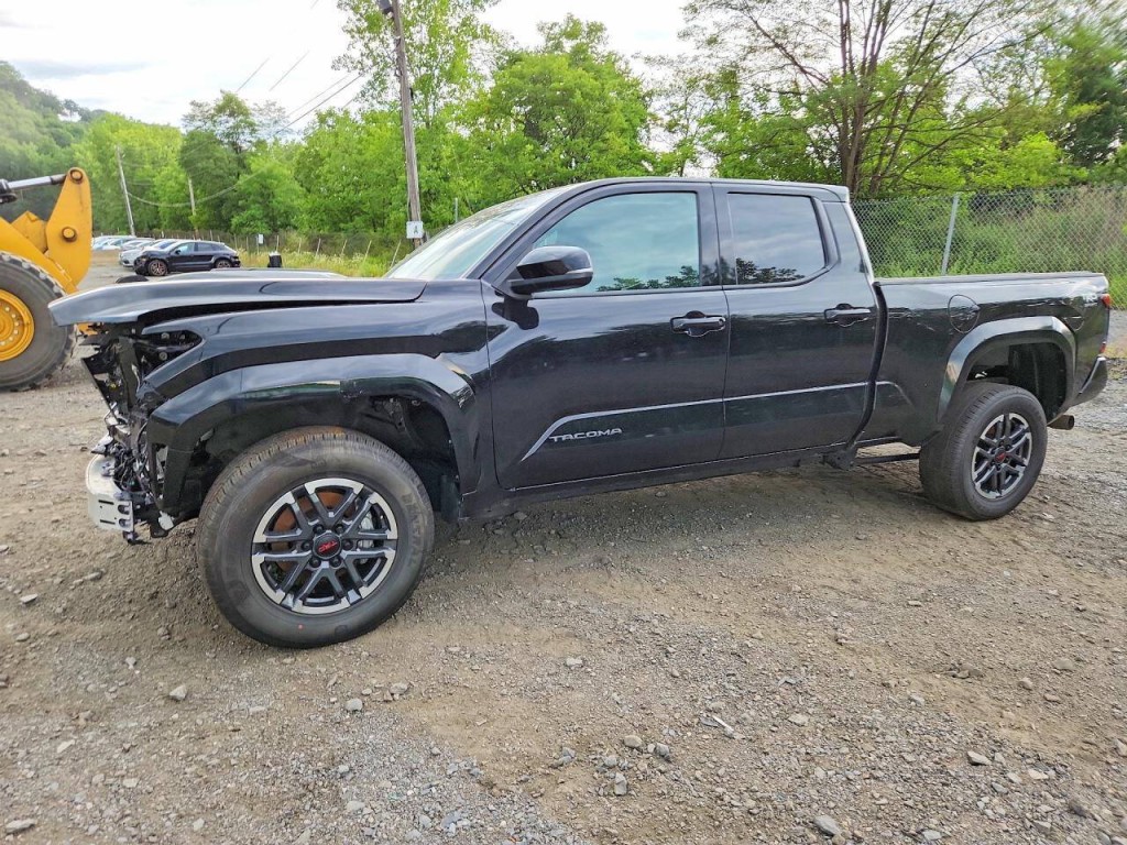 2025 Toyota Tacoma Image 3
