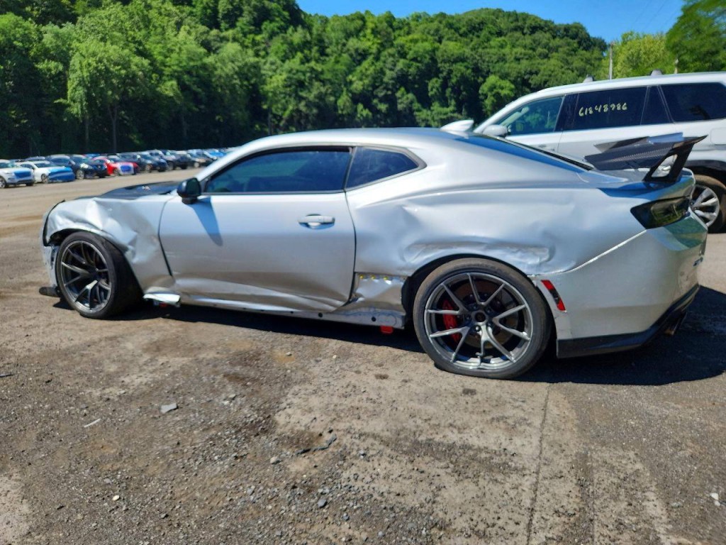 2018 Chevrolet Camaro Image 4