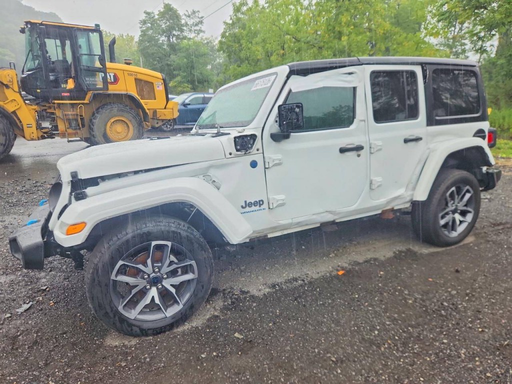 2024 Jeep Wrangler Image 3
