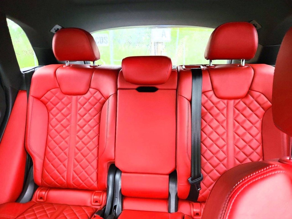 2021 Audi Q5 Image 7