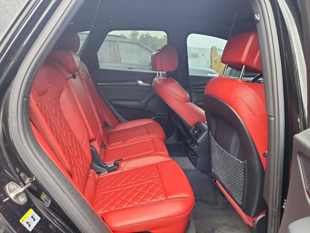 2021 Audi Q5 Image 9
