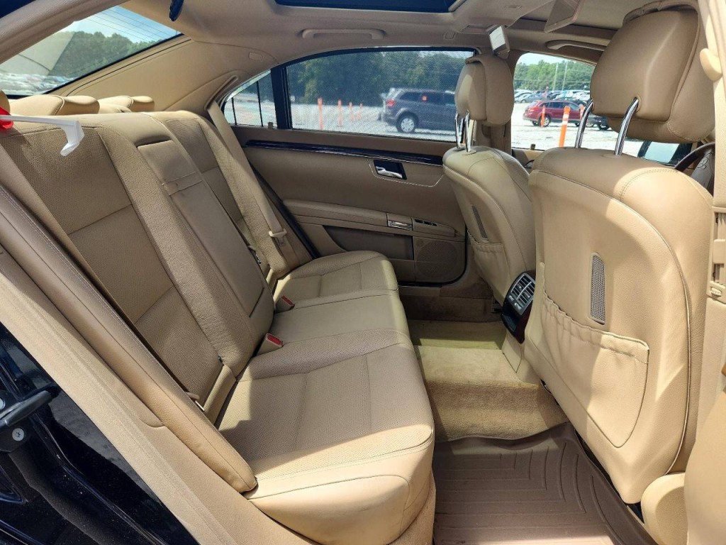 2013 Mercedes-Benz S-Class Image 7
