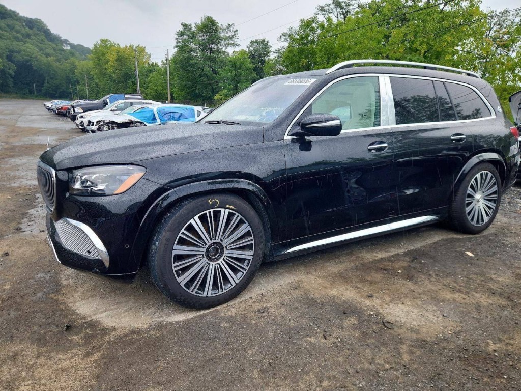 2023 Mercedes-Benz GLS-Class Image 2