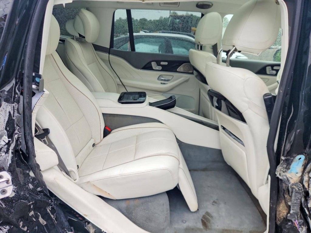 2023 Mercedes-Benz GLS-Class Image 9