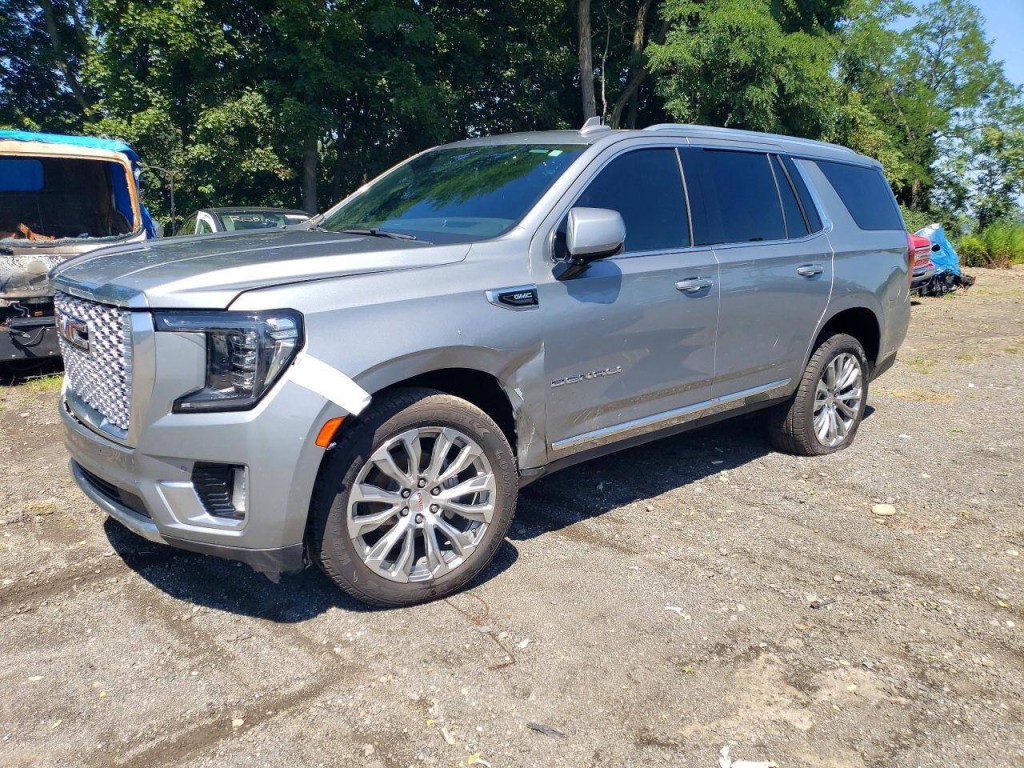 2024 GMC Yukon Image 3