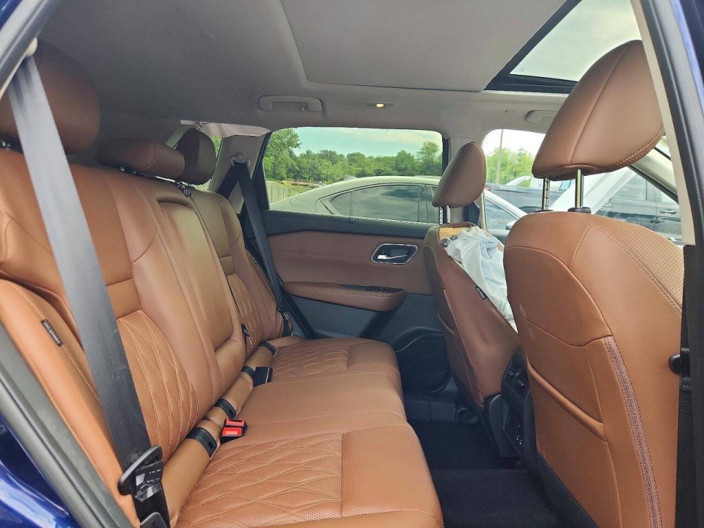 2025 Nissan Rogue Image 9