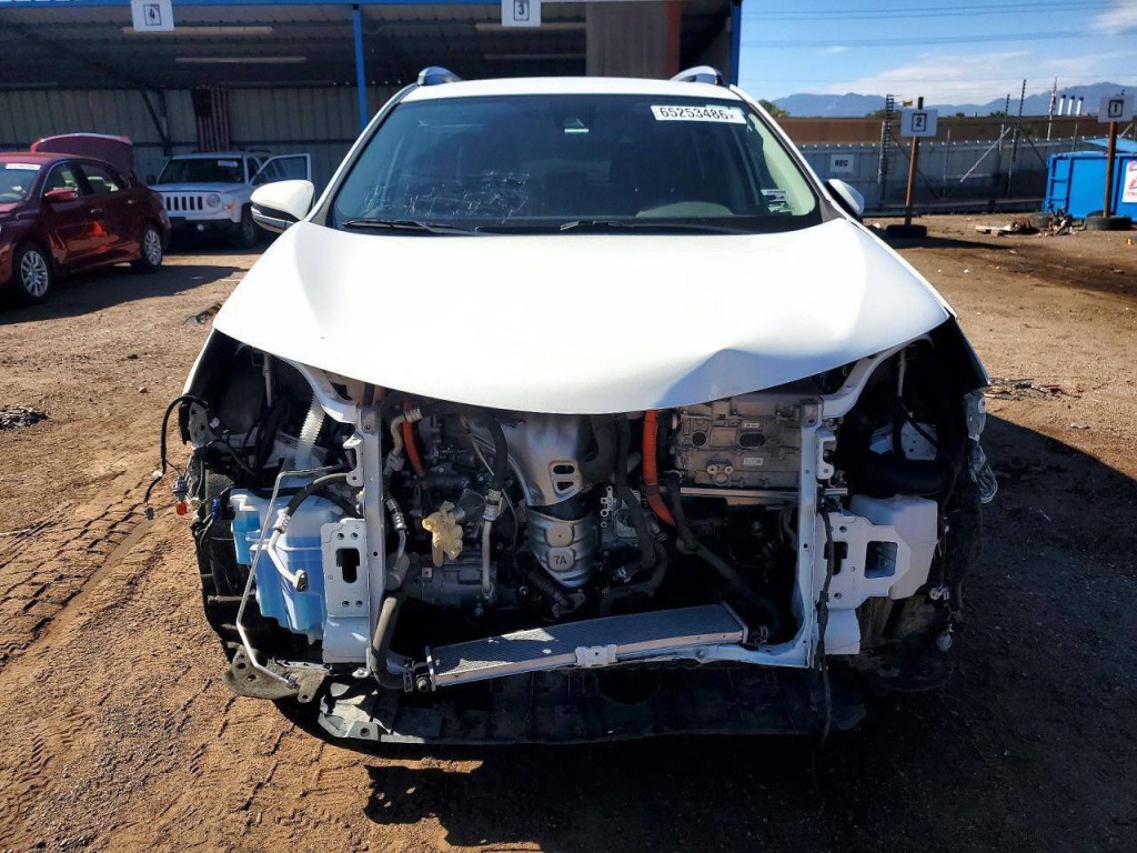 2018 Toyota Rav4 Image 2
