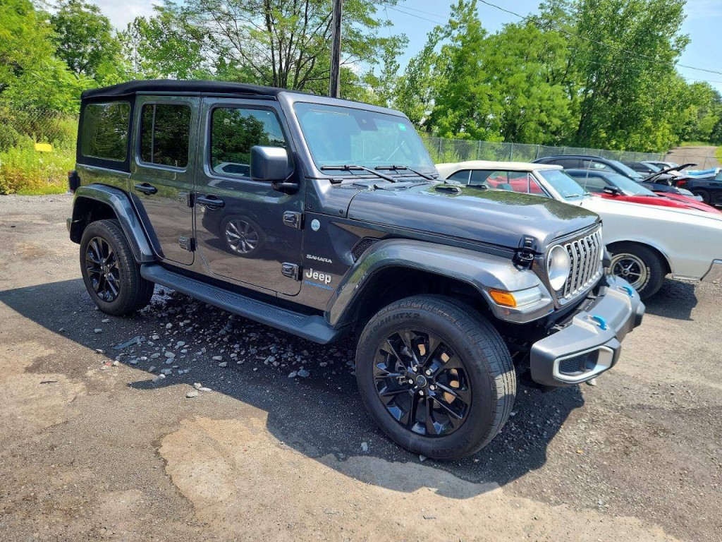 2024 Jeep Wrangler Image 1