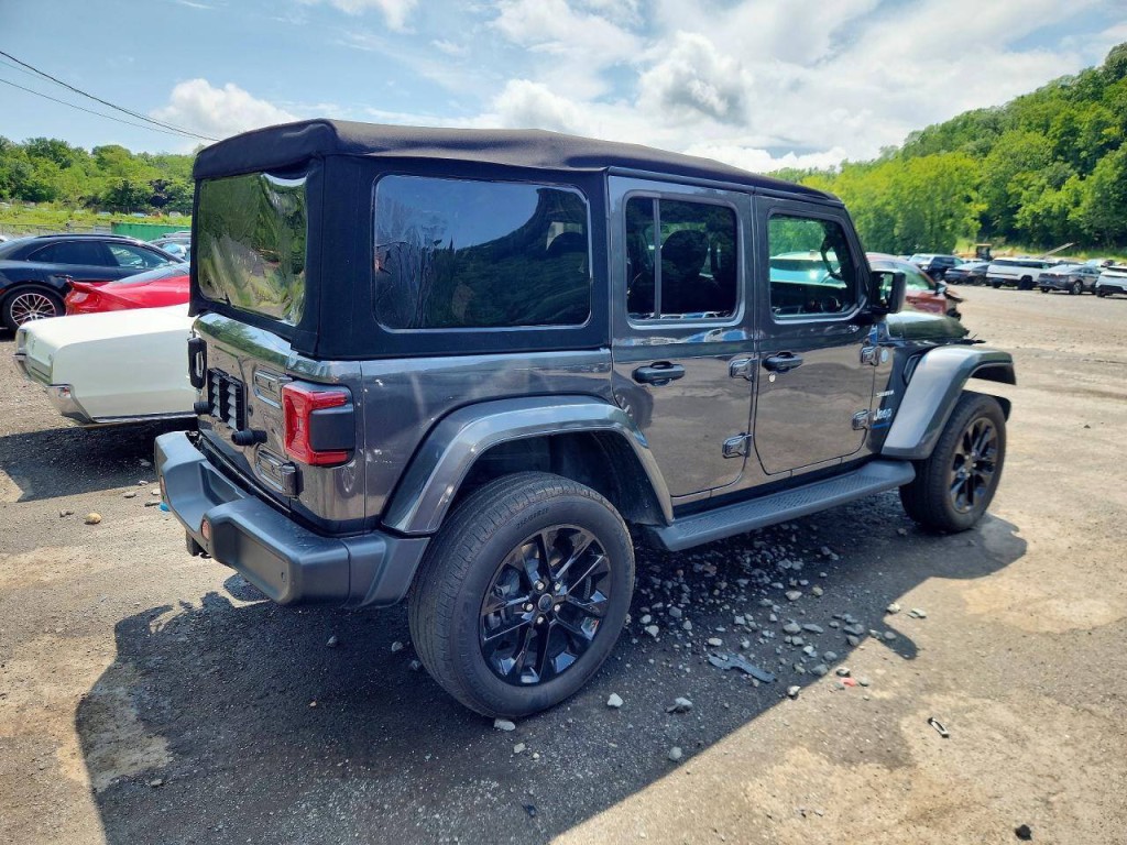 2024 Jeep Wrangler Image 5