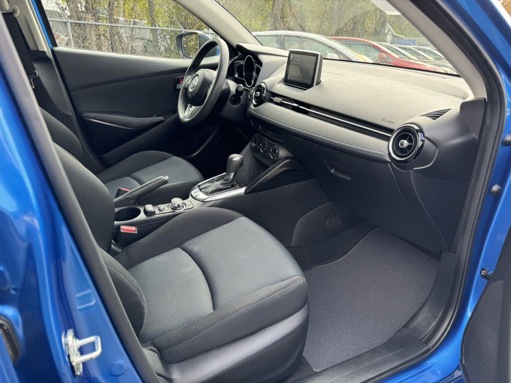 2016 Scion iA Image 22