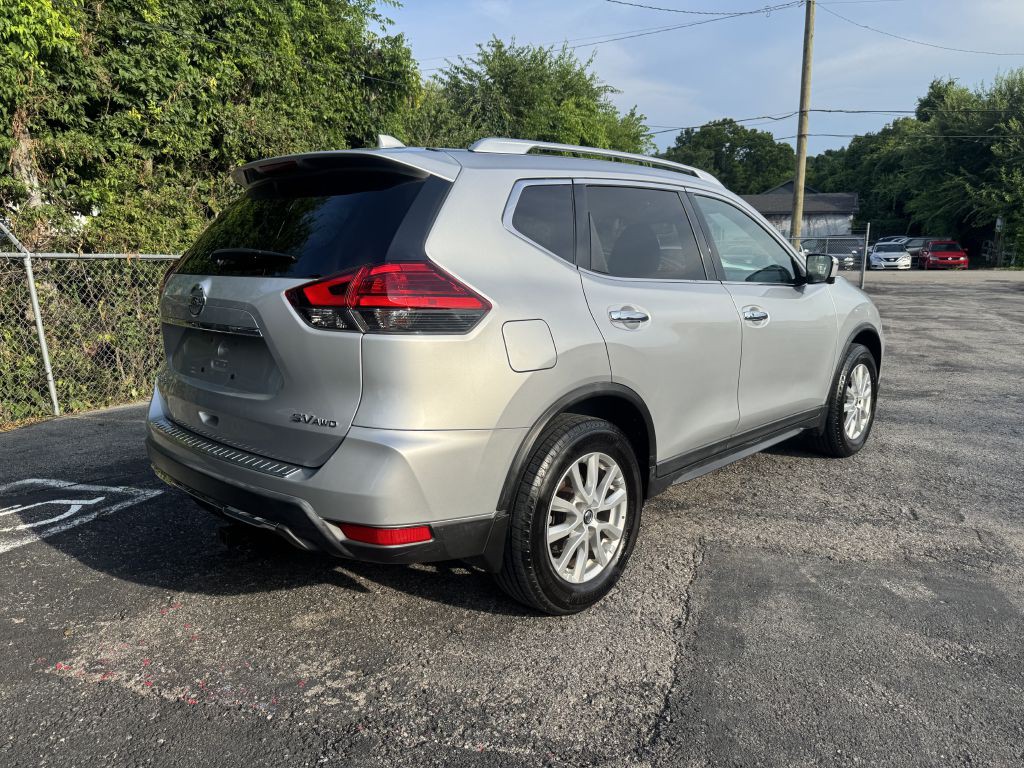 2017 Nissan Rogue Image 4