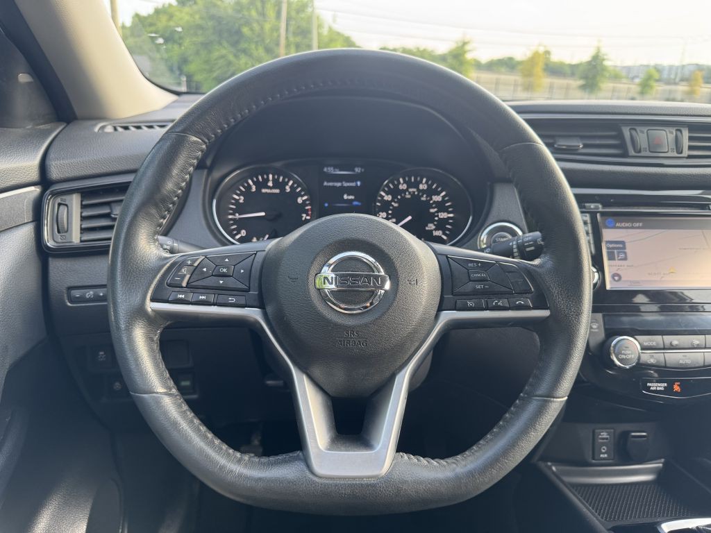 2017 Nissan Rogue Image 13