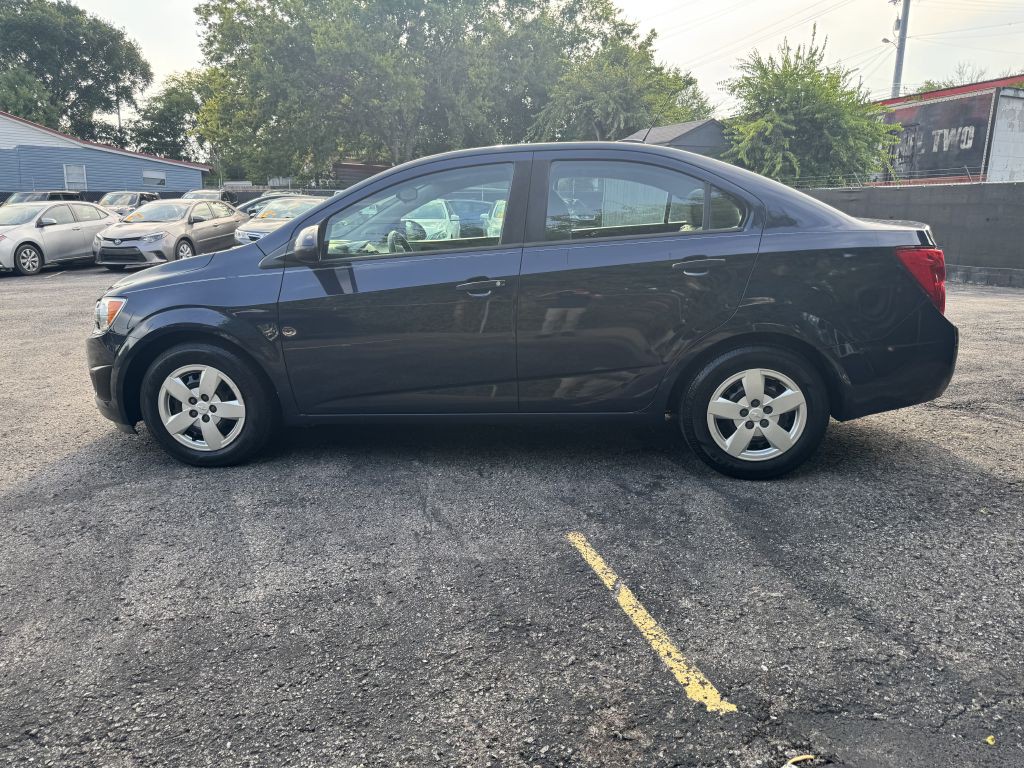 2015 Chevrolet Sonic Image 7