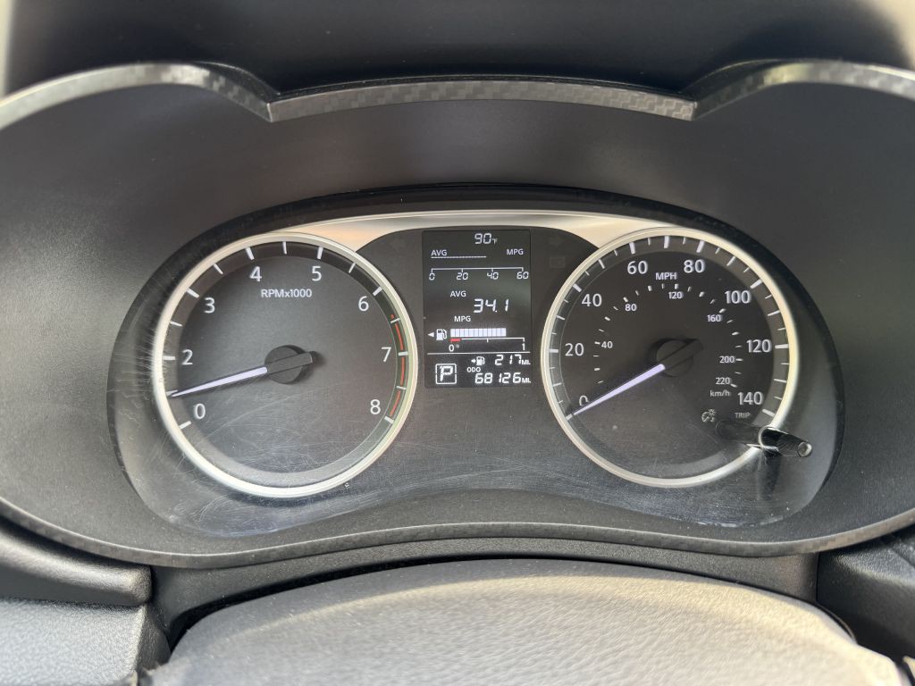 2020 Nissan Versa Image 12