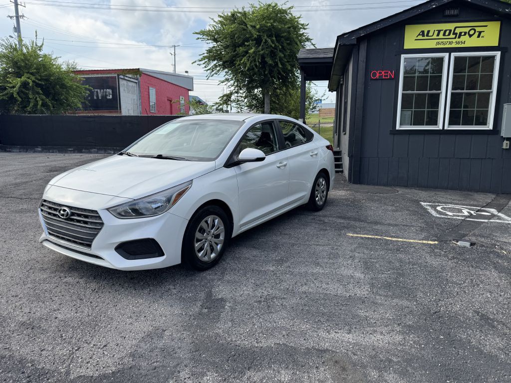 2018 Hyundai Accent Image 3