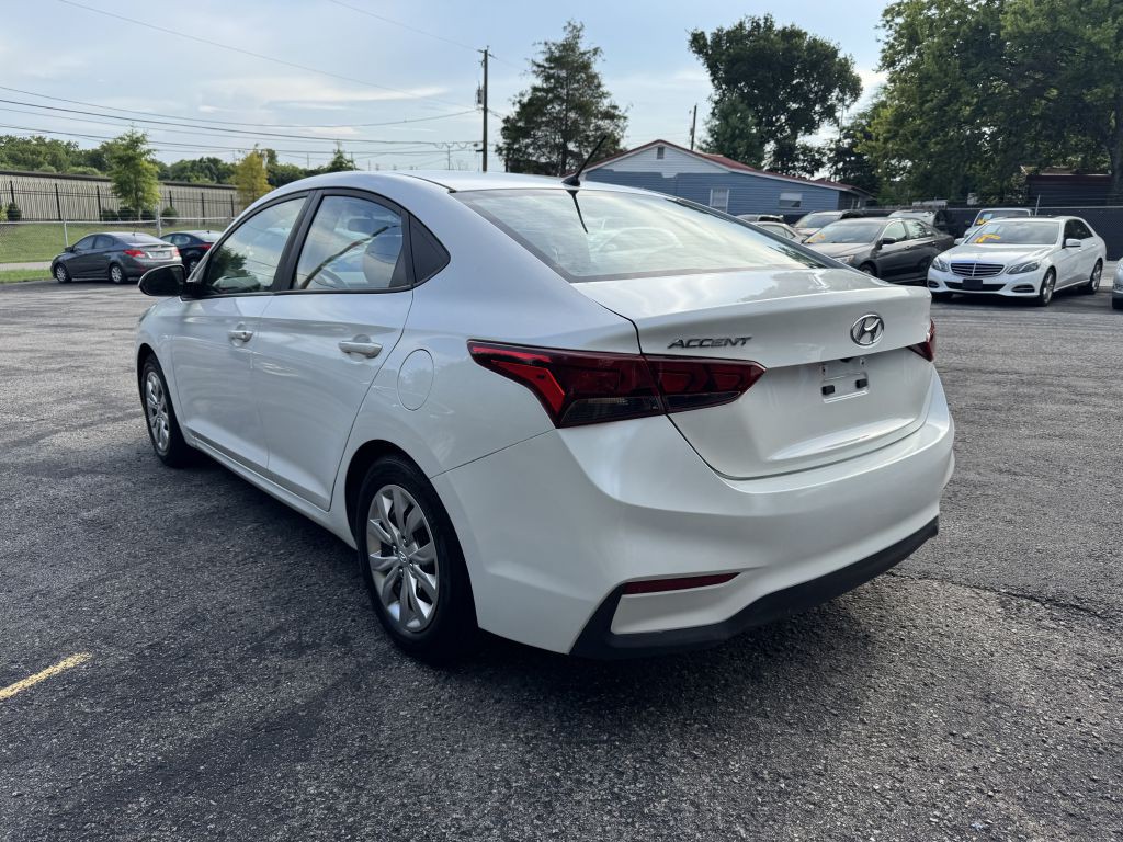 2018 Hyundai Accent Image 6