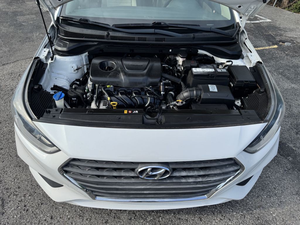 2018 Hyundai Accent Image 18