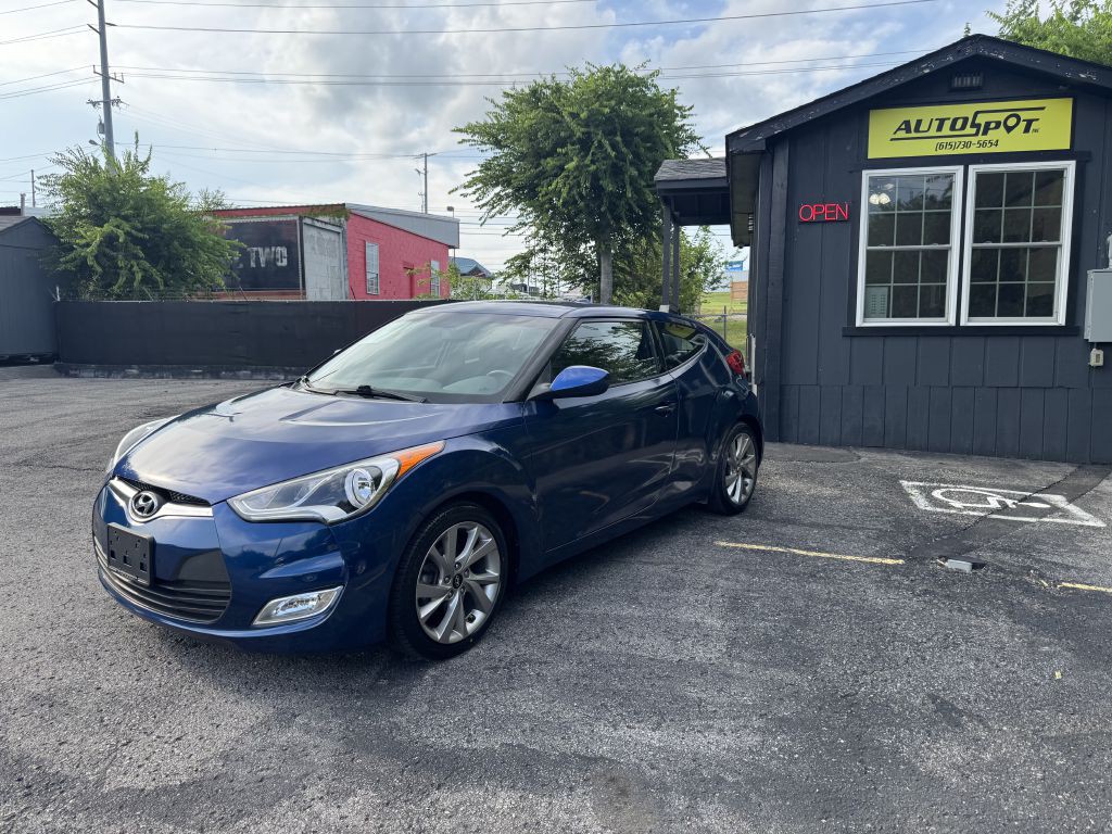 2017 Hyundai Veloster Image 3
