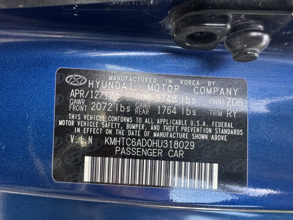 2017 Hyundai Veloster Image 21