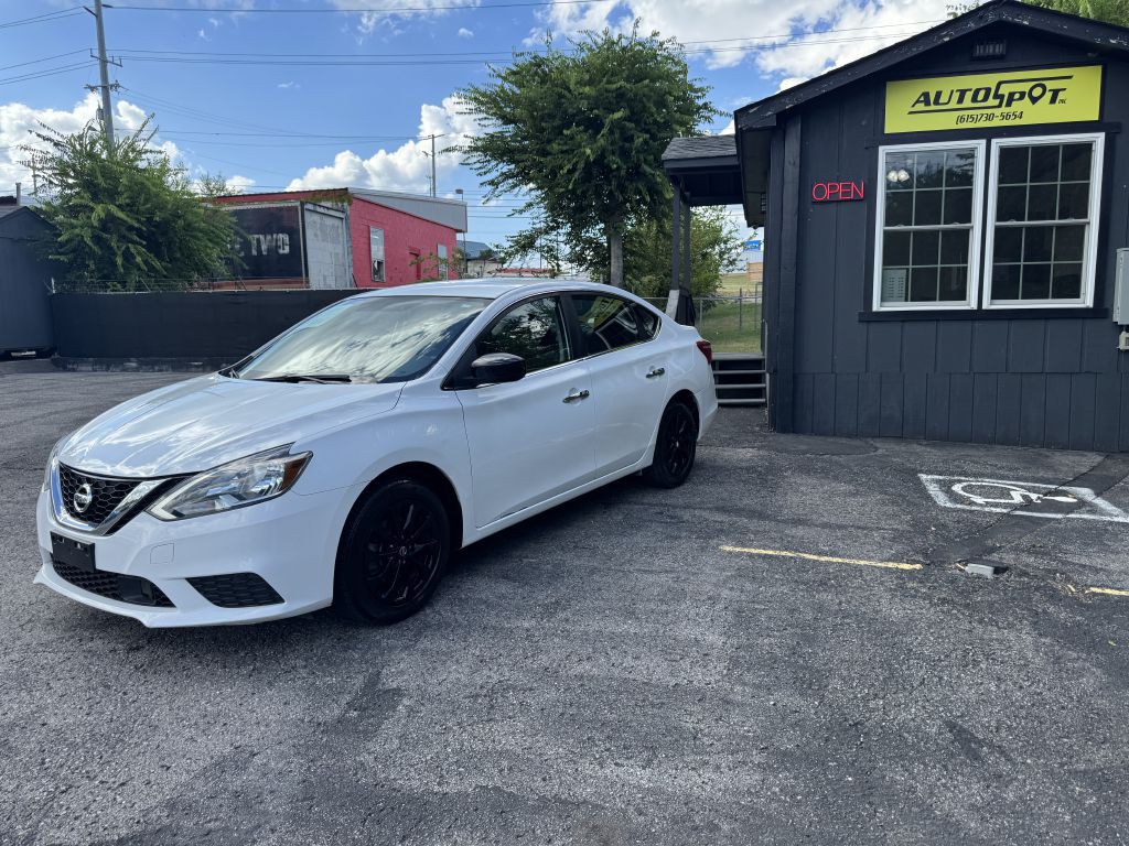 2018 Nissan Sentra Image 3