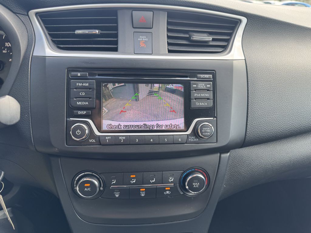 2018 Nissan Sentra Image 16