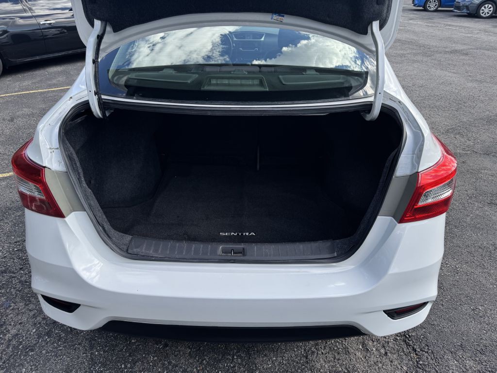 2018 Nissan Sentra Image 19