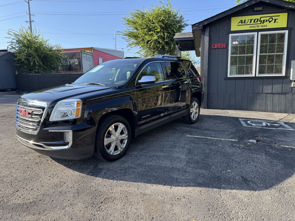 2017 GMC Terrain Image 3