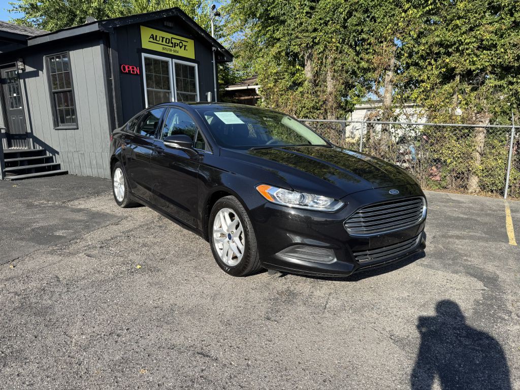 2014 Ford Fusion Image 1