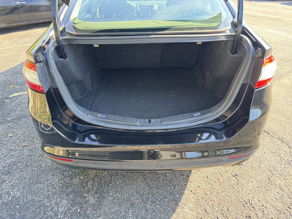 2014 Ford Fusion Image 19