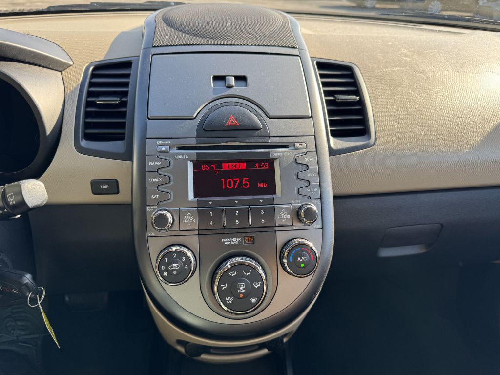 2011 Kia Soul Image 16