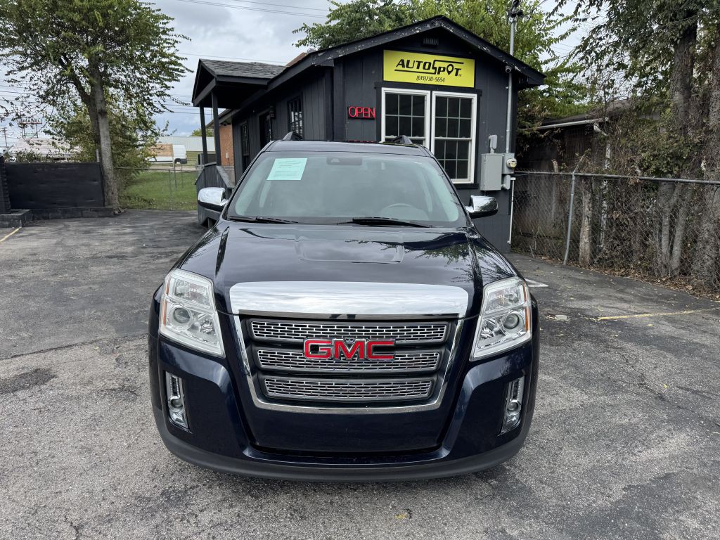 2015 GMC Terrain Image 2