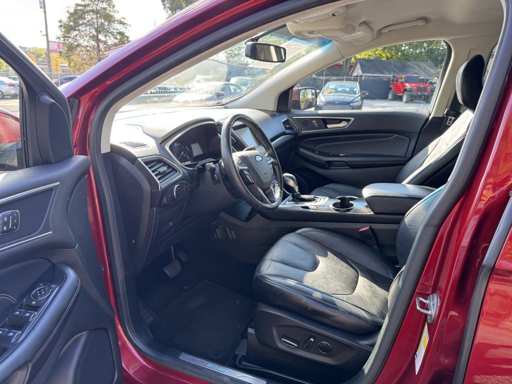 2015 Ford Edge Image 10