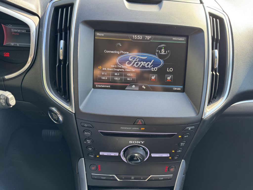 2015 Ford Edge Image 16