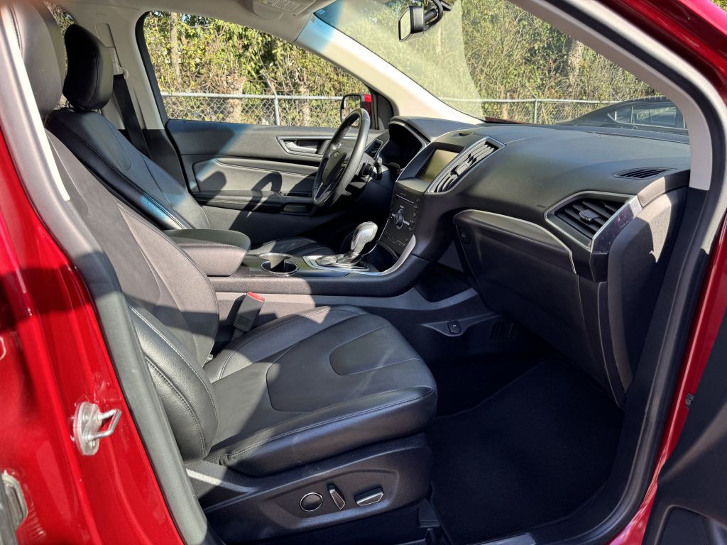 2015 Ford Edge Image 22