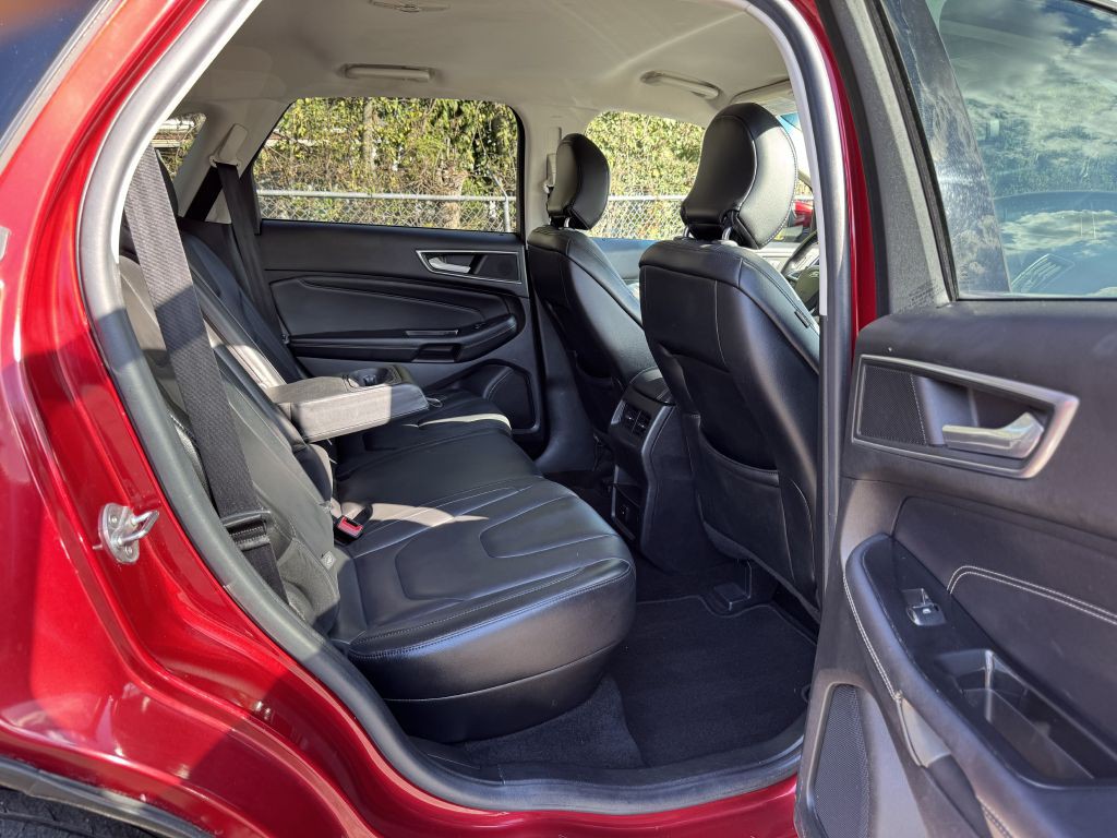 2015 Ford Edge Image 23