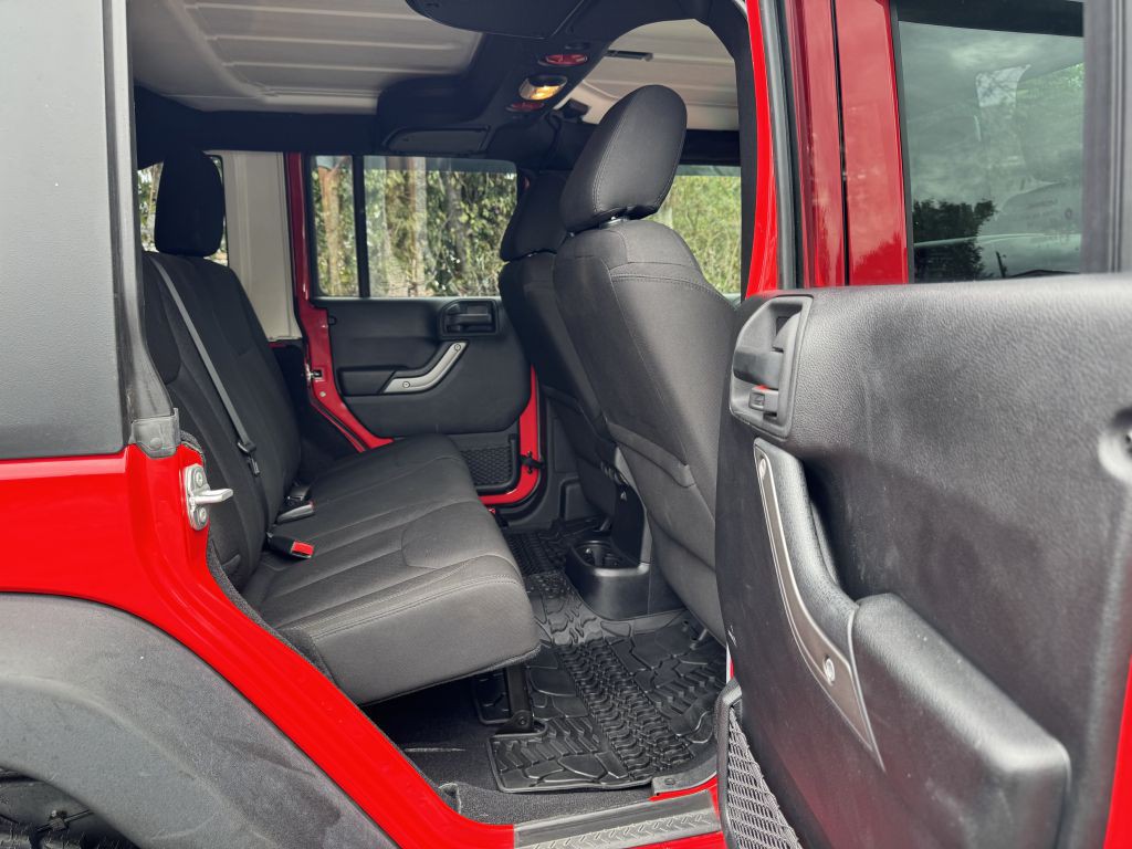 2015 Jeep Wrangler Unlimited Image 23
