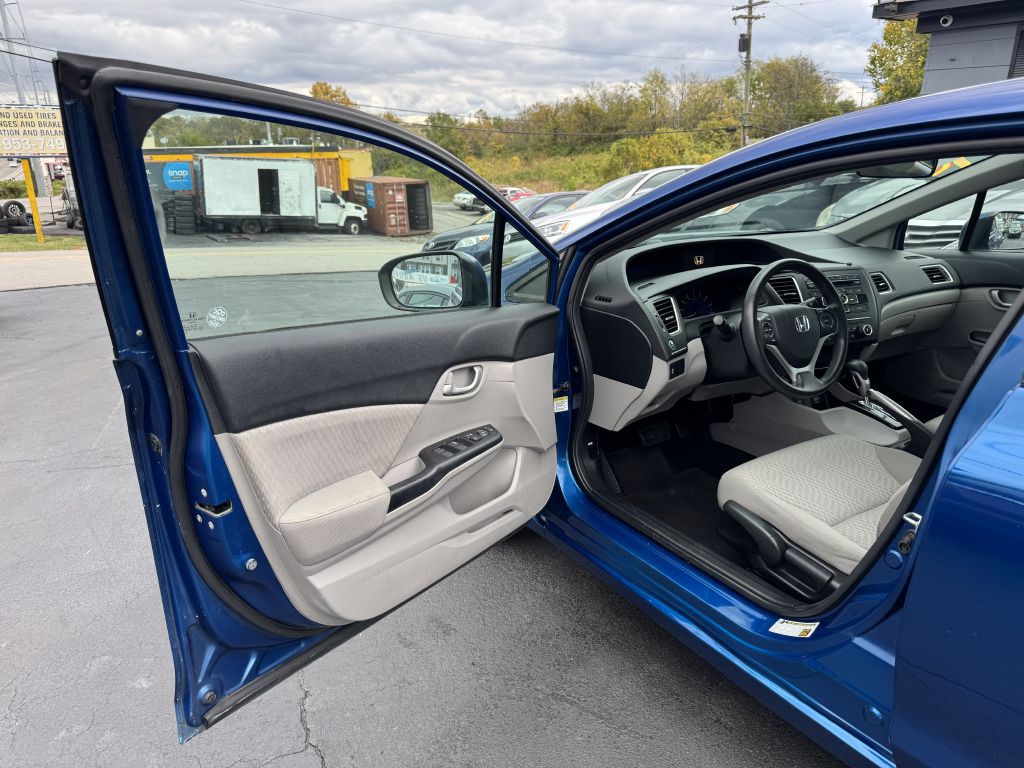 2015 Honda Civic Image 9