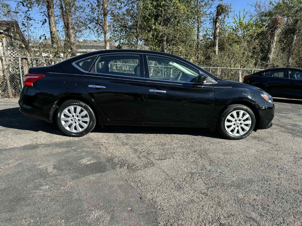 2017 Nissan Sentra Image 8