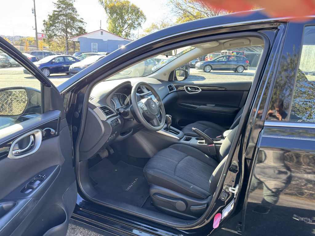 2017 Nissan Sentra Image 10