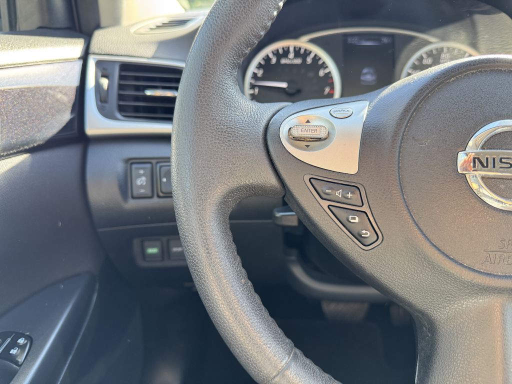 2017 Nissan Sentra Image 14