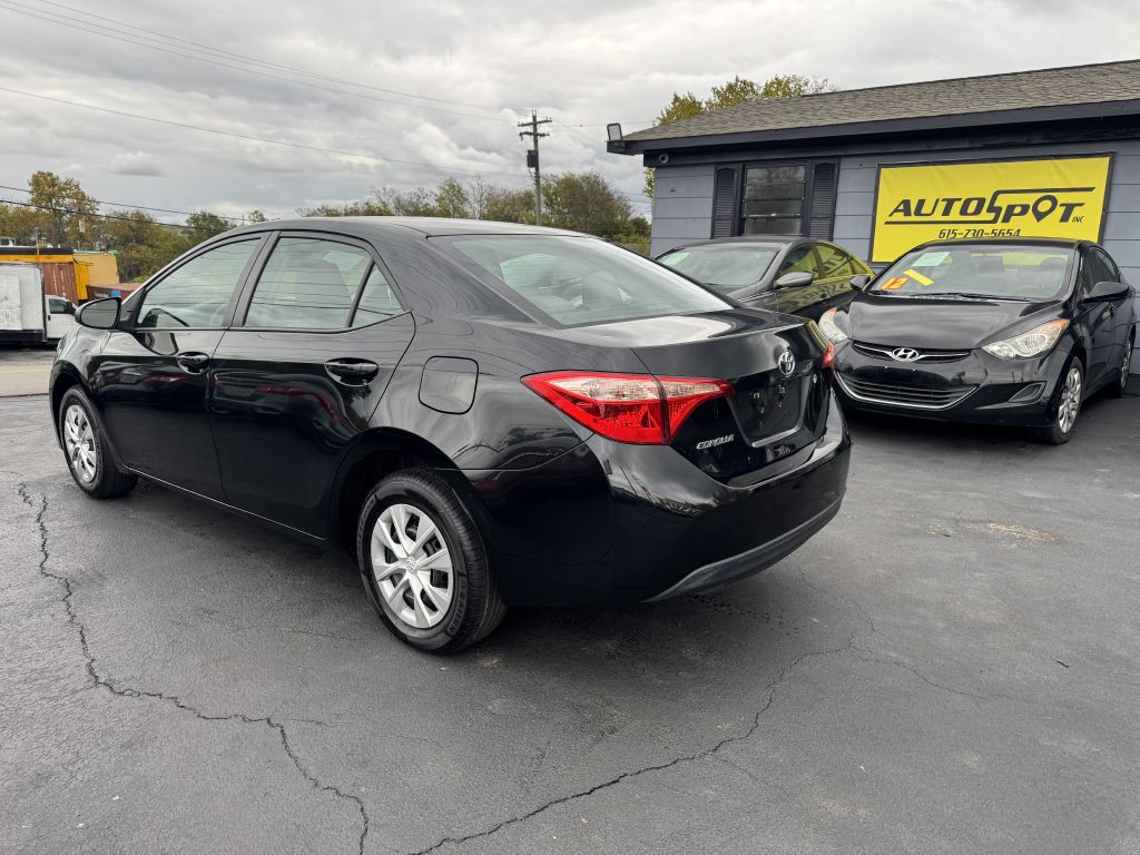 2017 Toyota Corolla Image 6