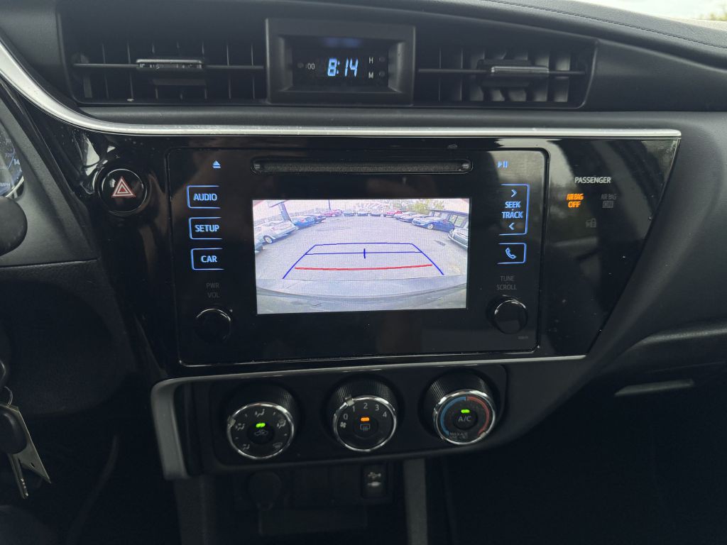 2017 Toyota Corolla Image 16