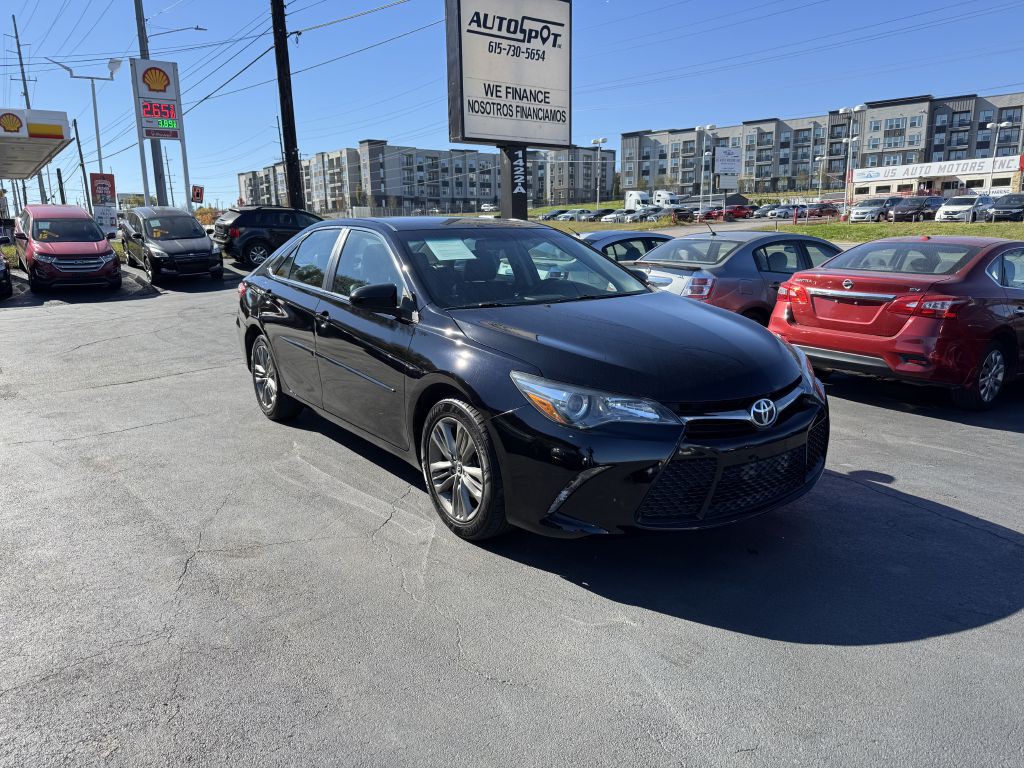 2015 Toyota Camry Image 1