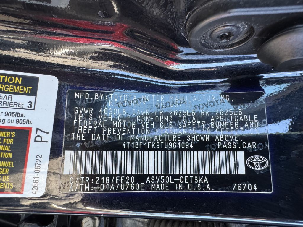 2015 Toyota Camry Image 21