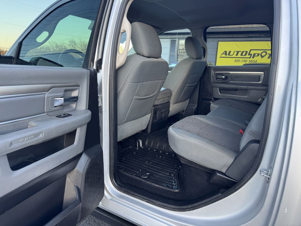 2016 RAM 1500 Image 11